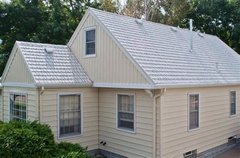Are light colored roofs cooler?